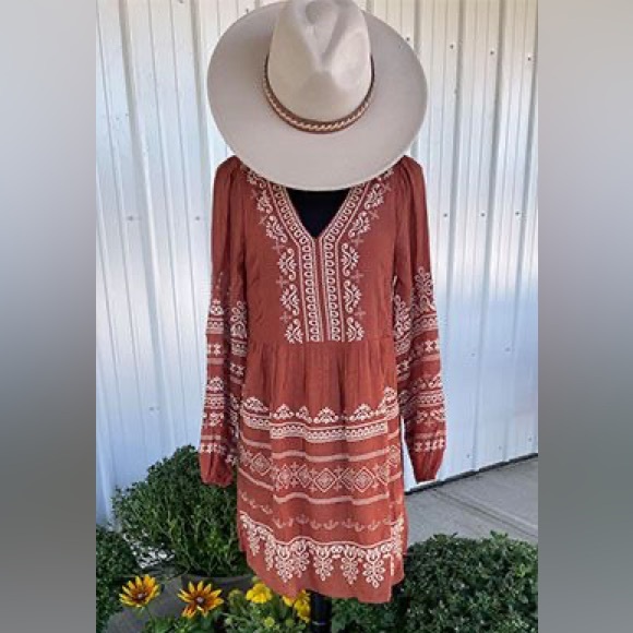 Savanna Jane Dresses & Skirts - New Savanna Jane - Boho Style Dress with embroidery size L